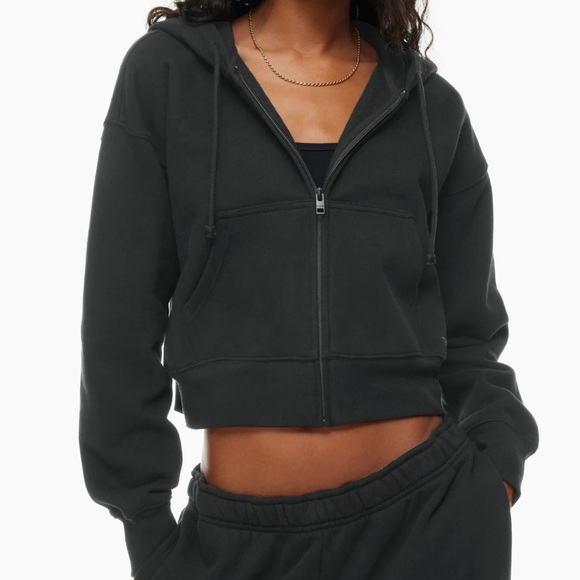 Aritzia Jackets & Coats Aritzia Tna Boyfriend Boxy Zip Hoodie Poshmark